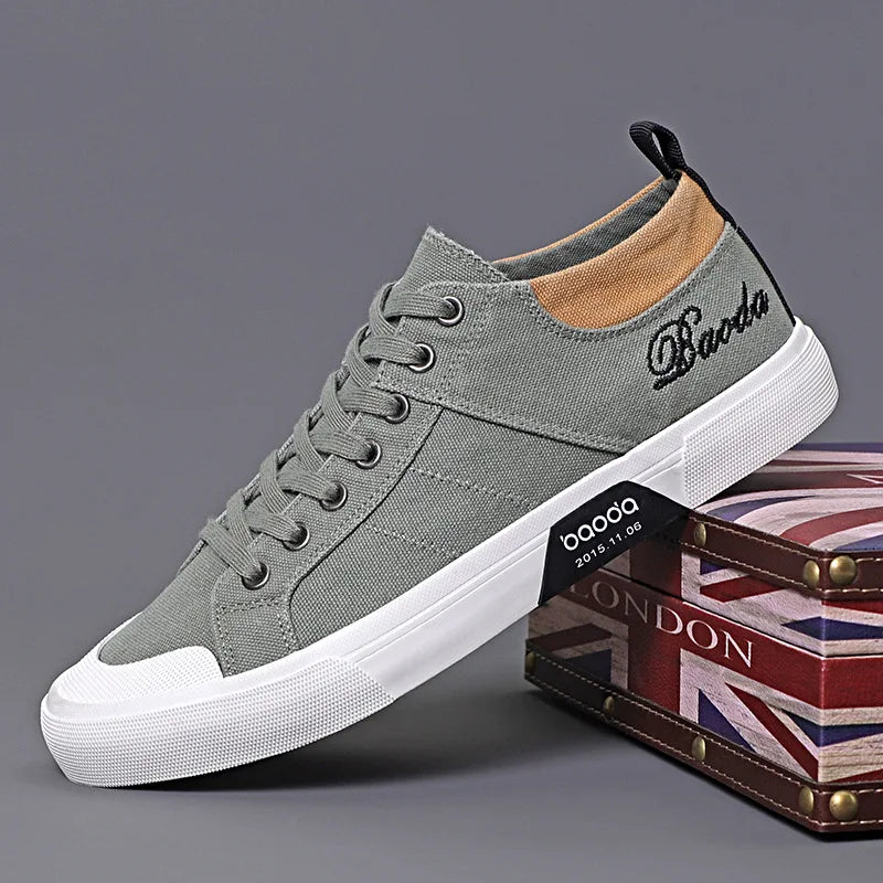 Men's Low Top Canvas Sneakers – Breathable, Lightweight, Anti-Slip Flat Walking Shoes