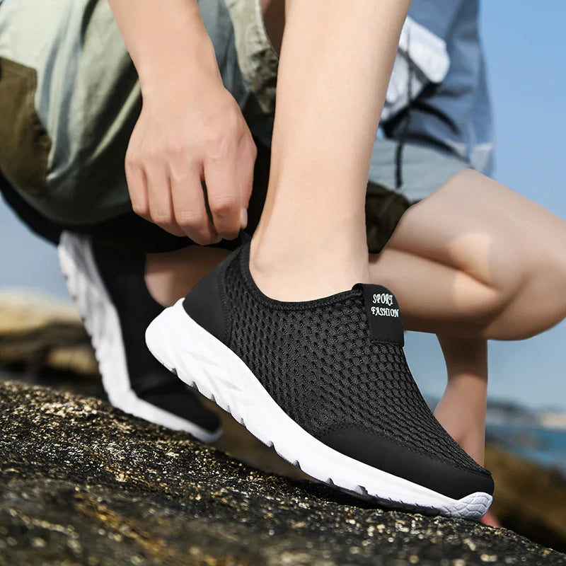 Men's Lightweight Breathable Mesh Sneakers – Casual, Anti-Odor, Summer Running Shoes