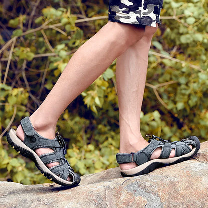 Summer Sandals Men's Baotou Beach Shoes Soft Soled Leather Anti Slip Outdoor Hollow Breathable Daily Casual Men's Shoes Slippers