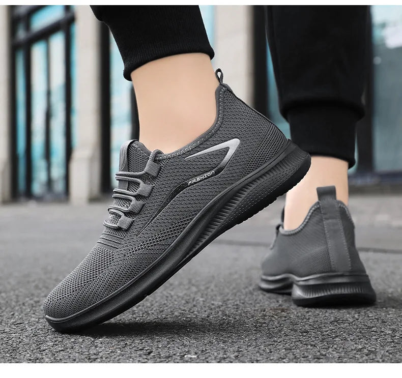 Sports Men's Shoes Breathable Casual Summer New Soft Soled Breathable Mesh Sneaker Non-slip Men's Summer Cheap Shoes Clearance